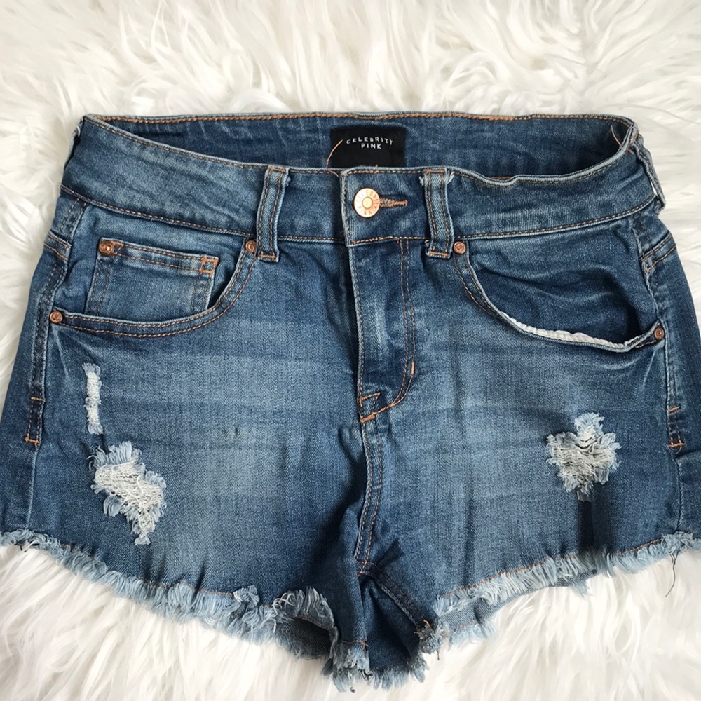 Women’s Distressed Cutoff Shorts
